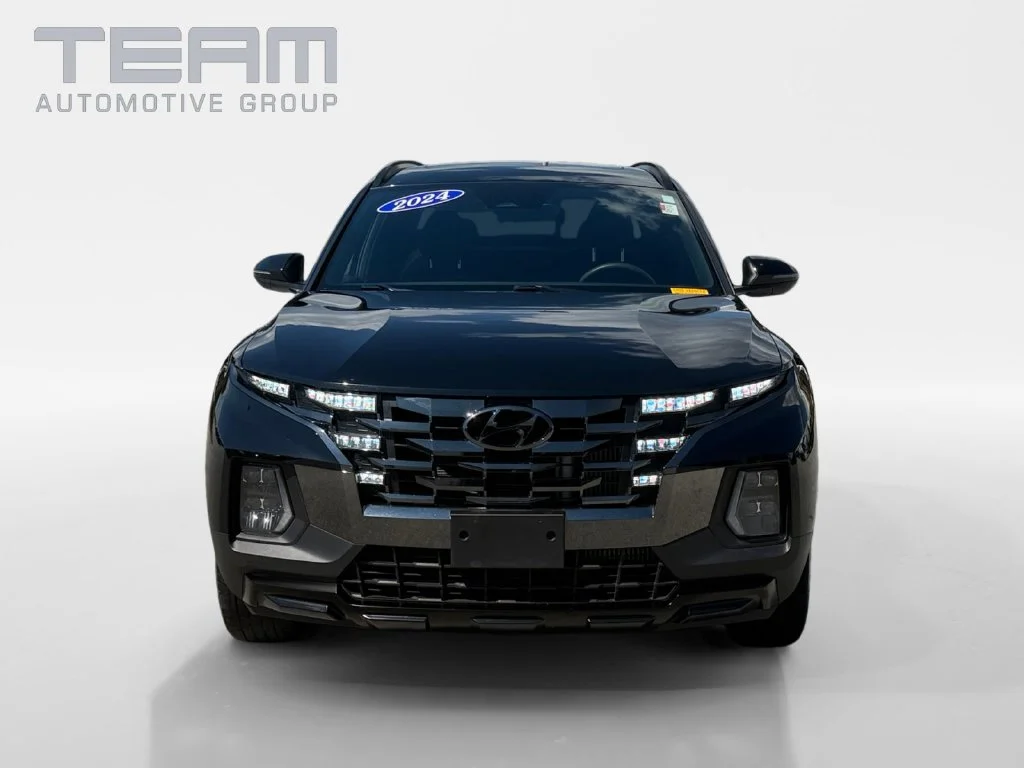 Used 2024 Black Hyundai NIGHT image 2