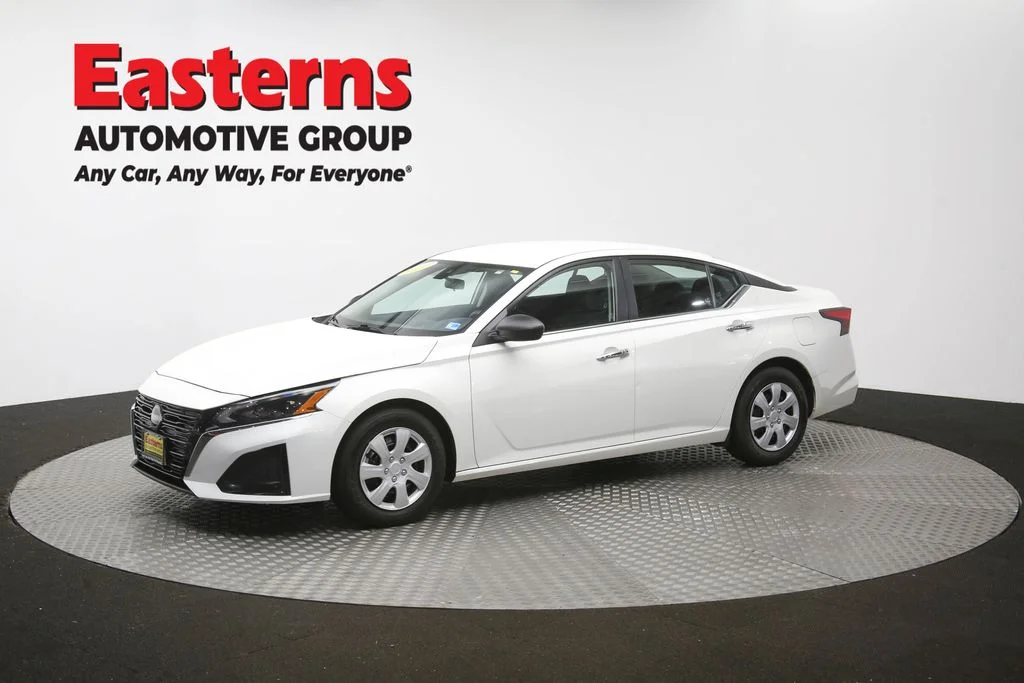 Used 2024 White Nissan 2.5 S image 55