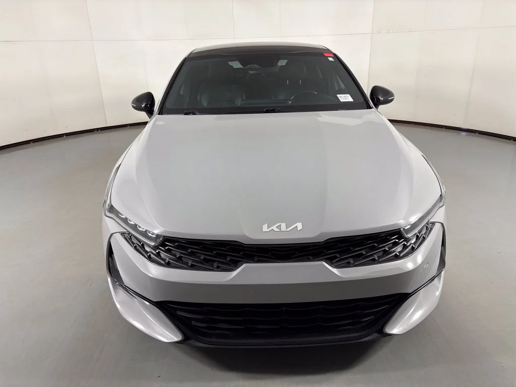 Used 2023 Gray Kia GT image 3