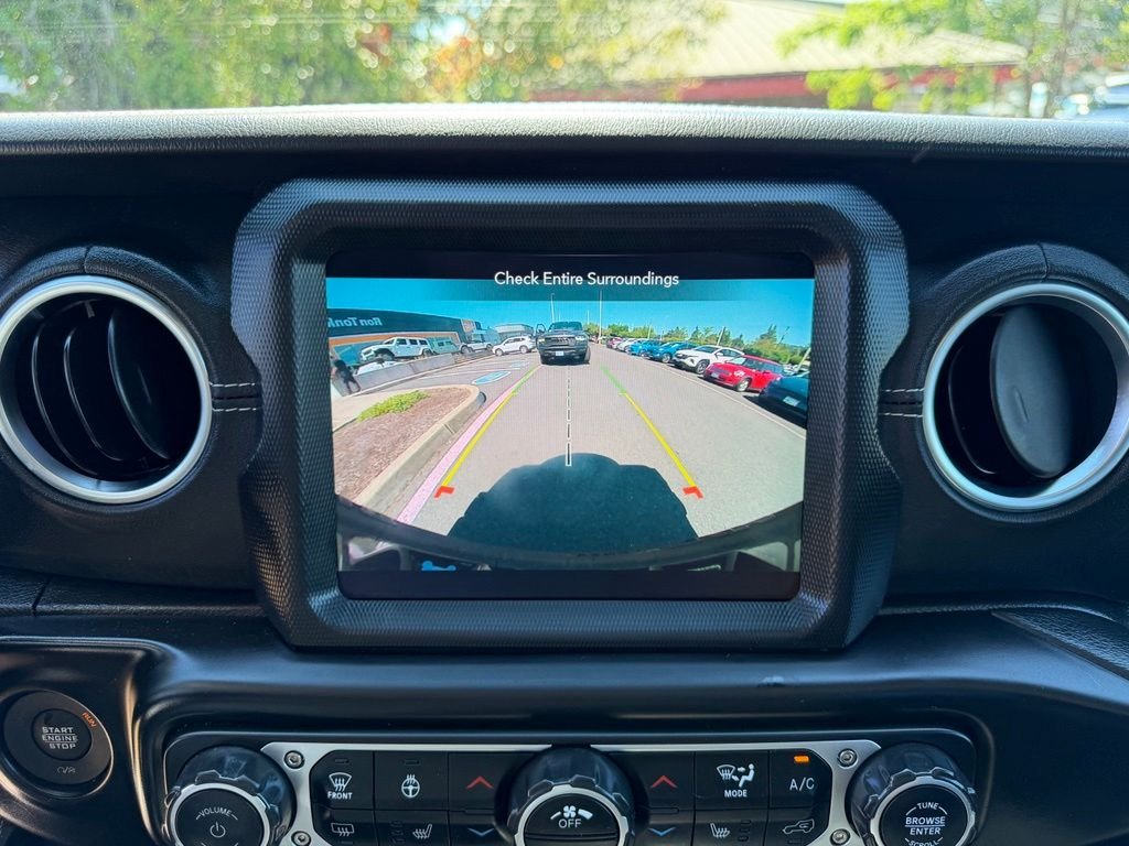 Used 2023 Gray Jeep Sahara 4xe image 21