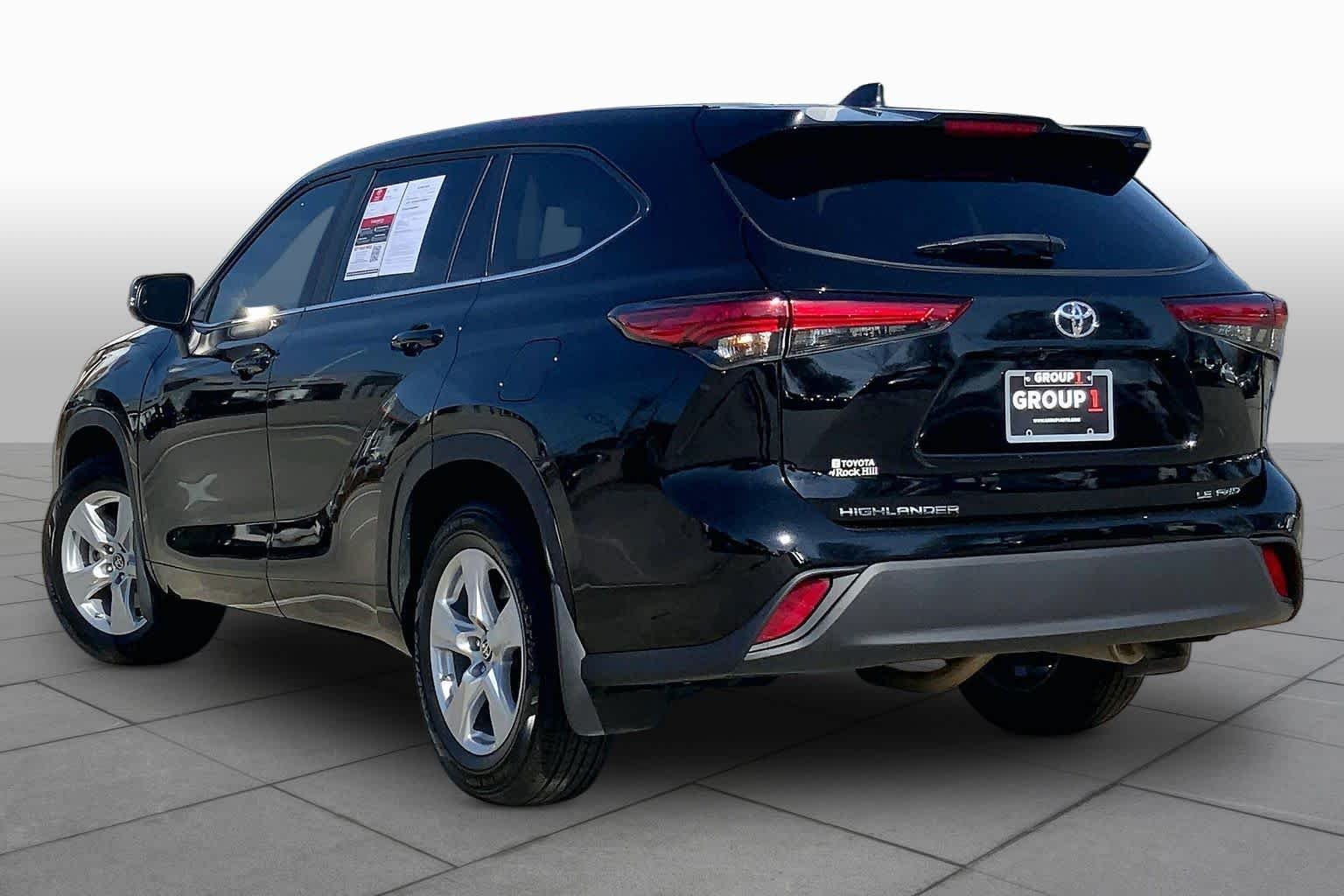 Used 2023 Midnight Black Metallic Toyota LE image 21