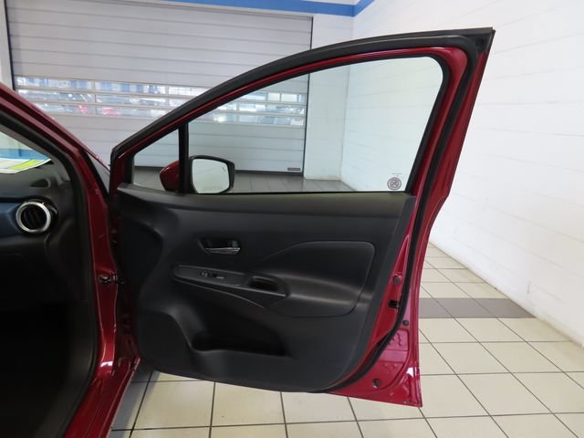 2025 Nissan Versa Sedan SV - Photo 24
