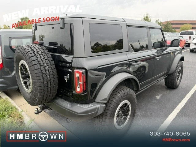 Used 2023 Shadow Black Ford Badlands image 4