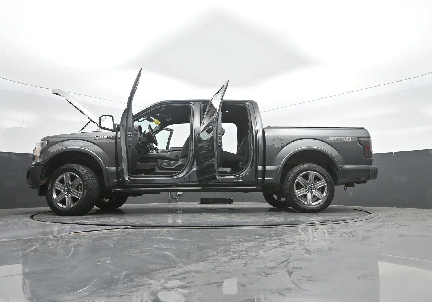 Used 2018 Magnetic Ford XLT image 49