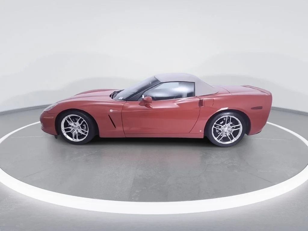Used 2006 Red Chevrolet Base image 3