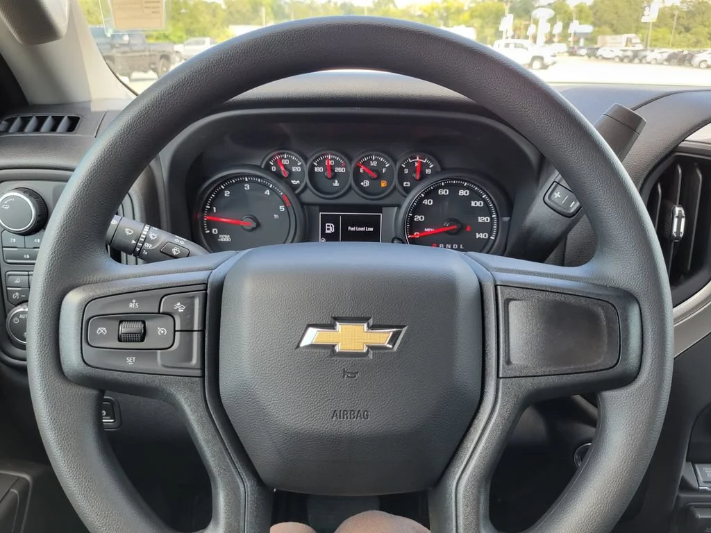 New 2026 Summit White Chevrolet Custom image 29