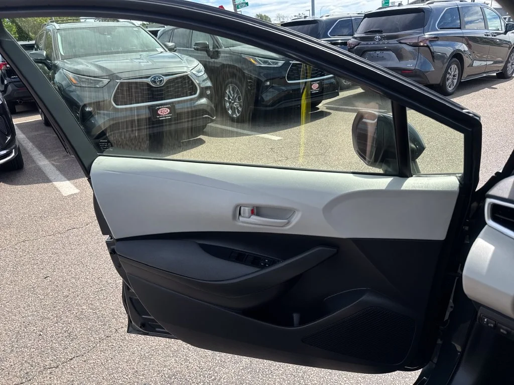 Used 2025  Toyota LE image 34
