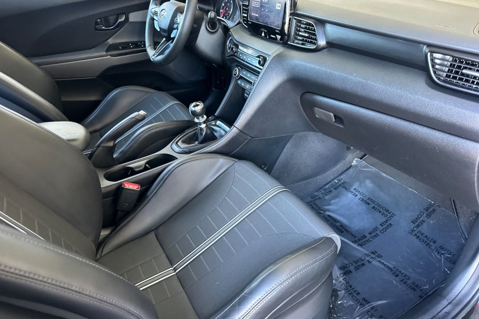 Used 2022 BLACK Hyundai  image 15