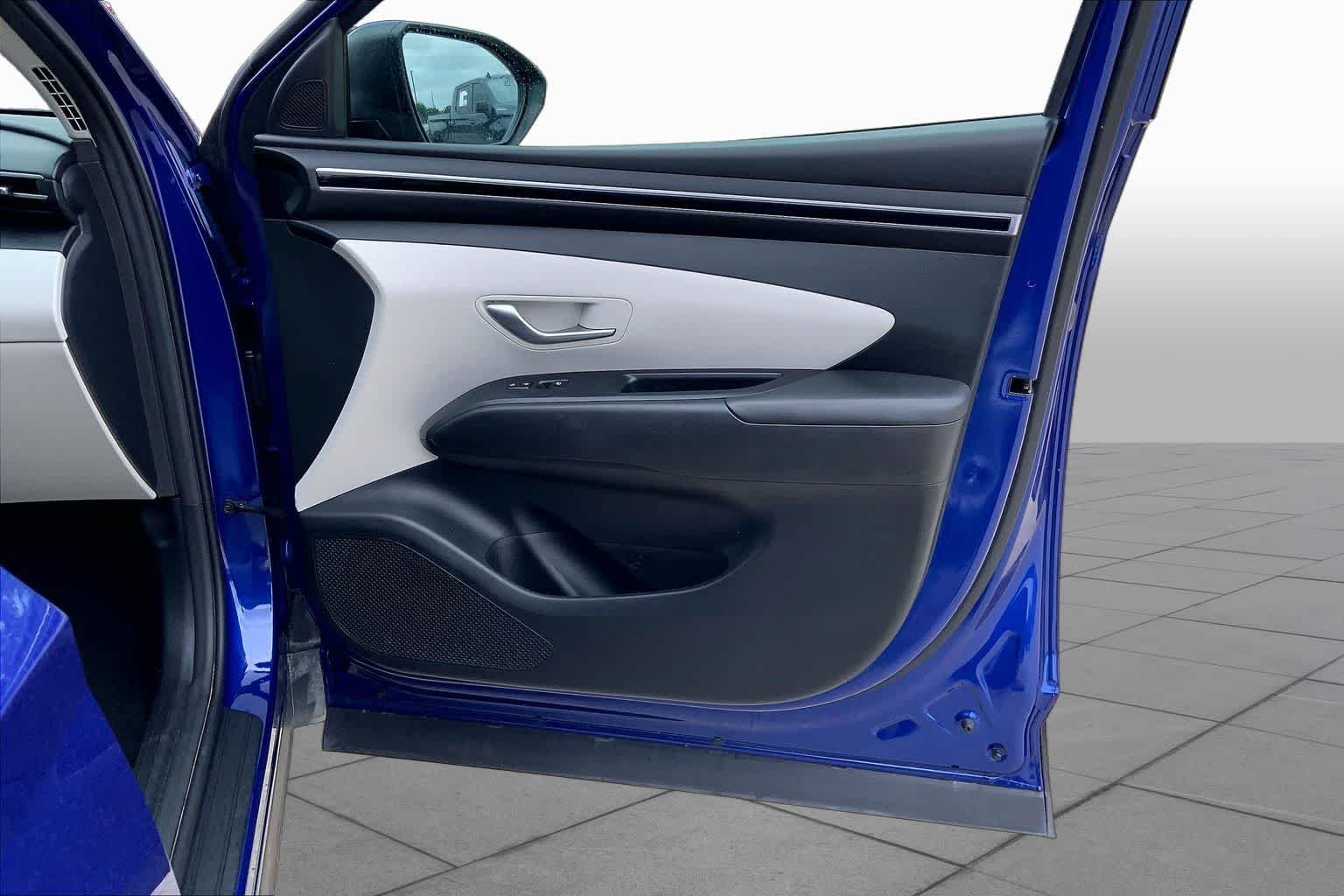 Used 2024 Intense Blue Hyundai SEL image 22