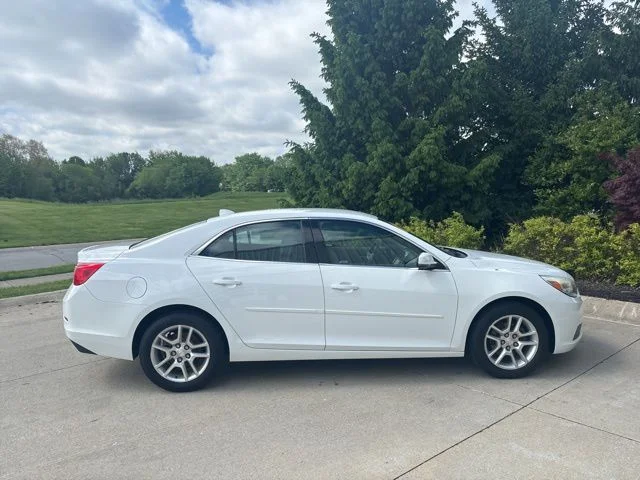 Used 2014 Summit White Chevrolet LT image 5