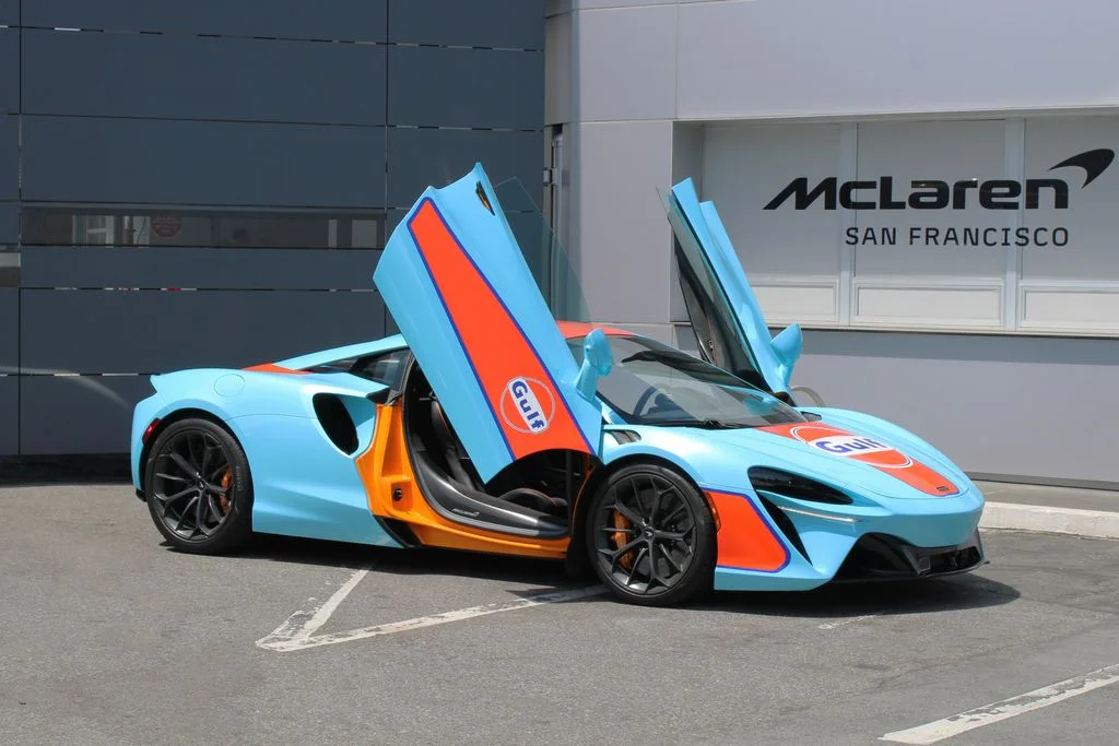 Certified Used 2023 Orange McLaren Performance image 11