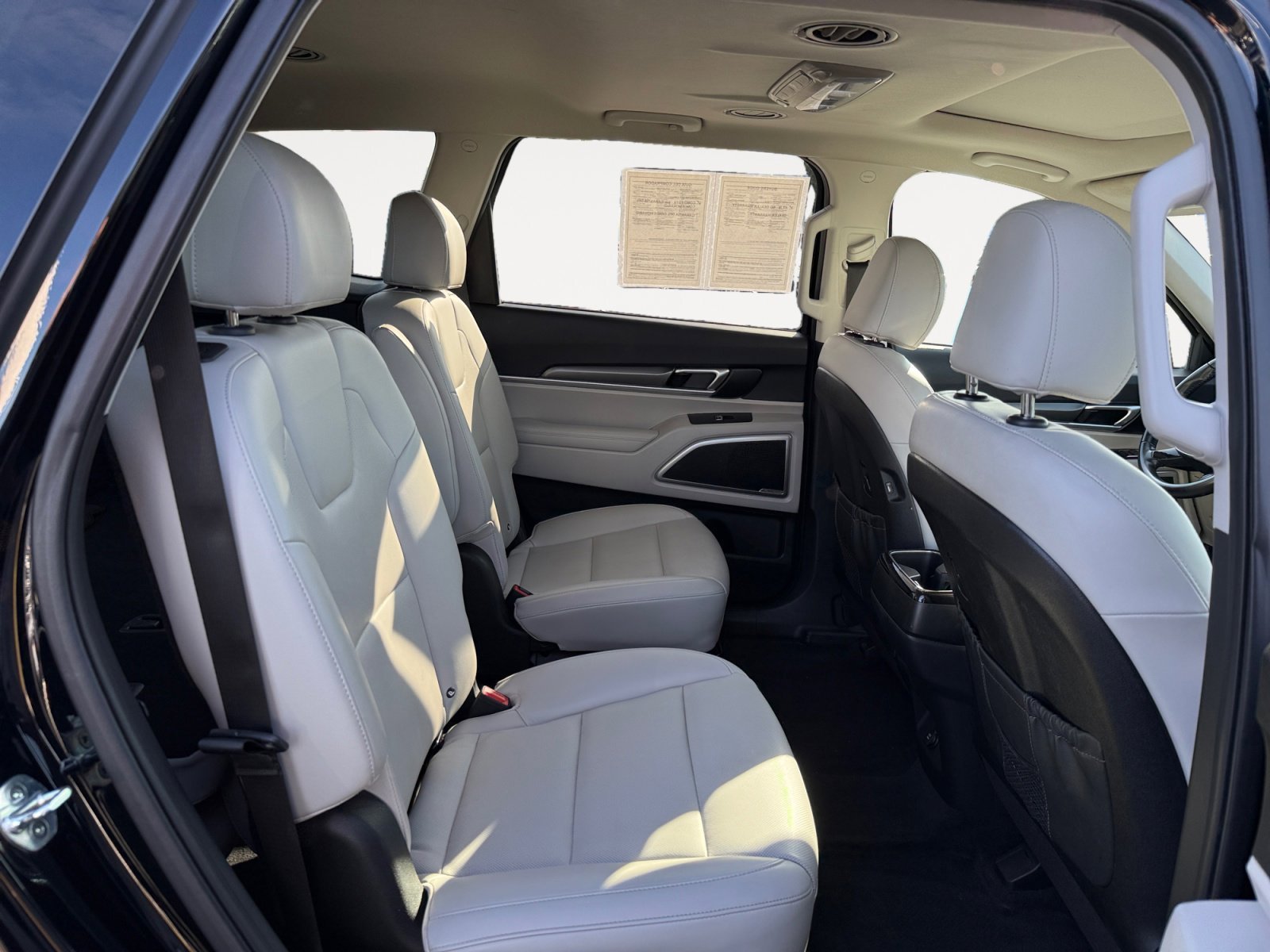 Used 2021 Ebony Black Kia S image 18