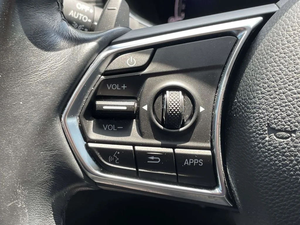 Used 2023  Acura Technology image 30