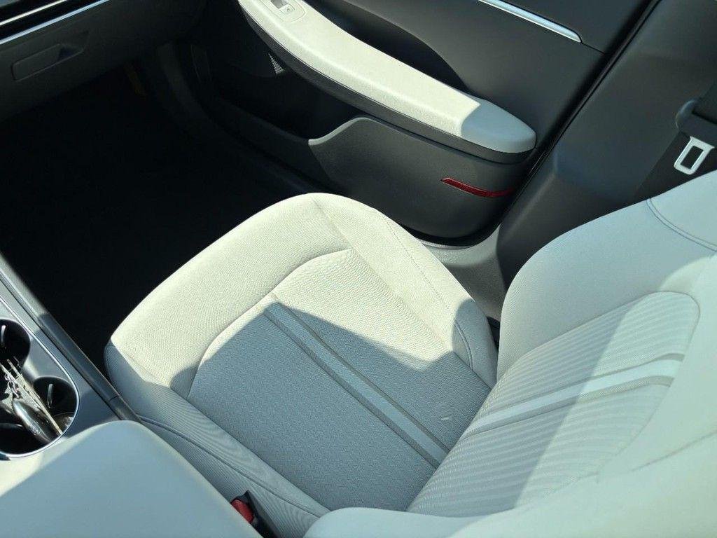 2025 Hyundai Sonata SEL - Photo 10