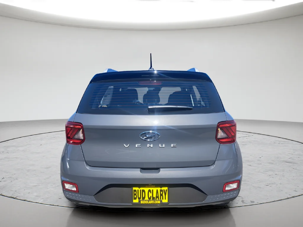 New 2026 Gray Hyundai SEL image 6
