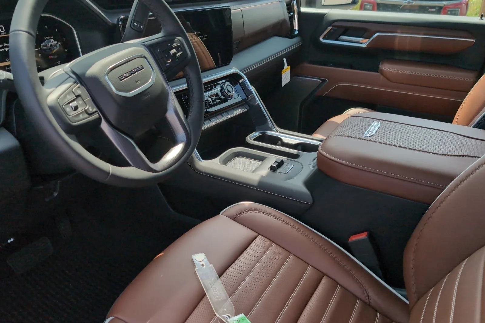 New 2026 Glacier White Tricoat GMC Denali Ultimate image 10