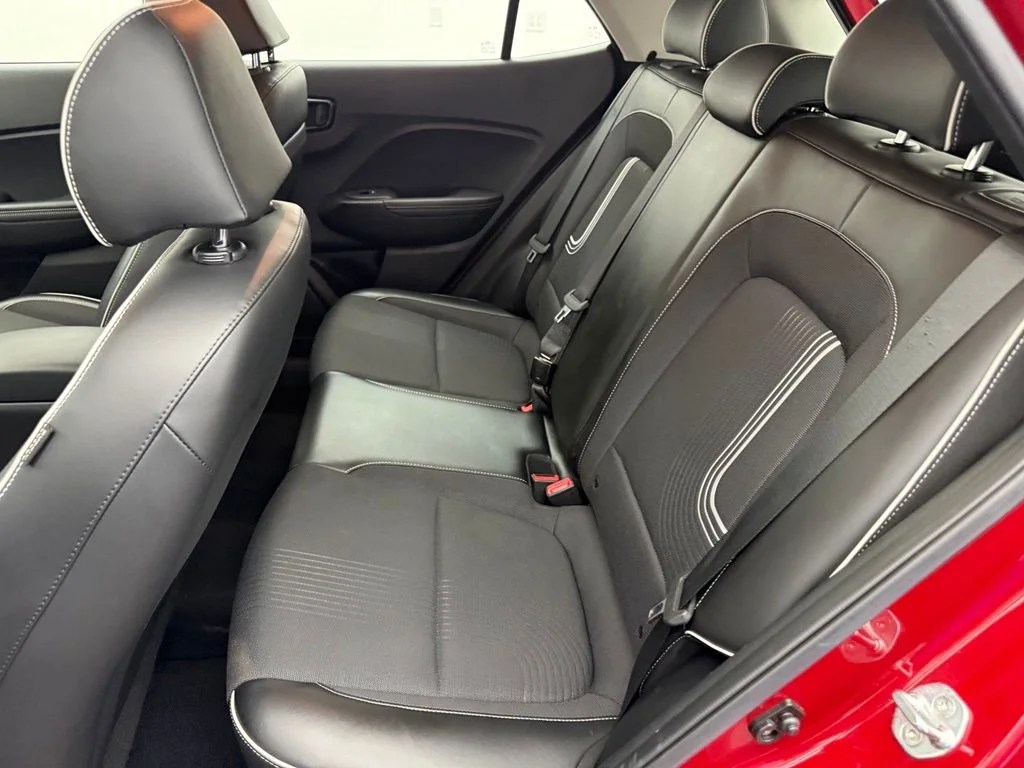 Used 2022 Red Hyundai Limited image 29