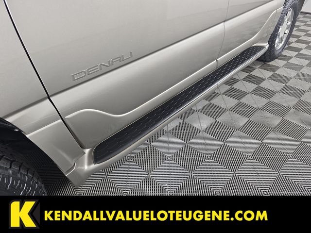Used 2003 Gray GMC Denali image 11