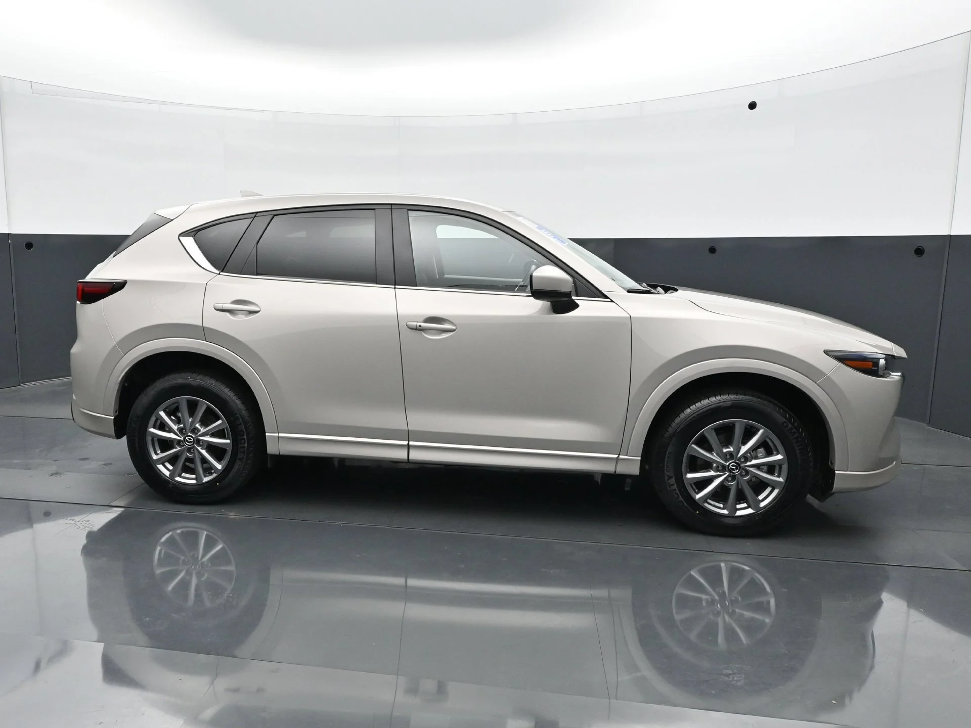 Used 2025 Platinum Quartz Metallic Mazda 2.5 S Preferred Package image 7