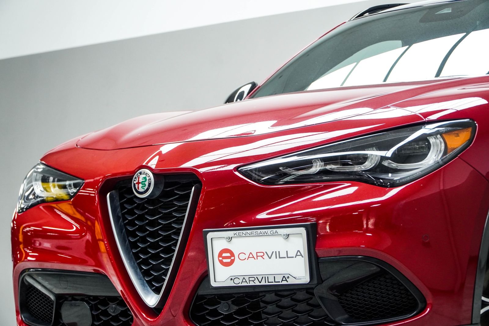 Used 2024 Red Alfa Romeo Ti image 2