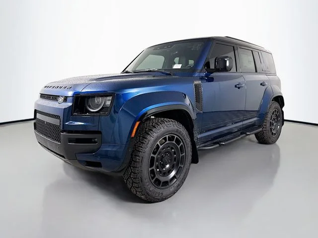 New 2026 Sargasso Blue Premium Metallic Land Rover OCTA image 1