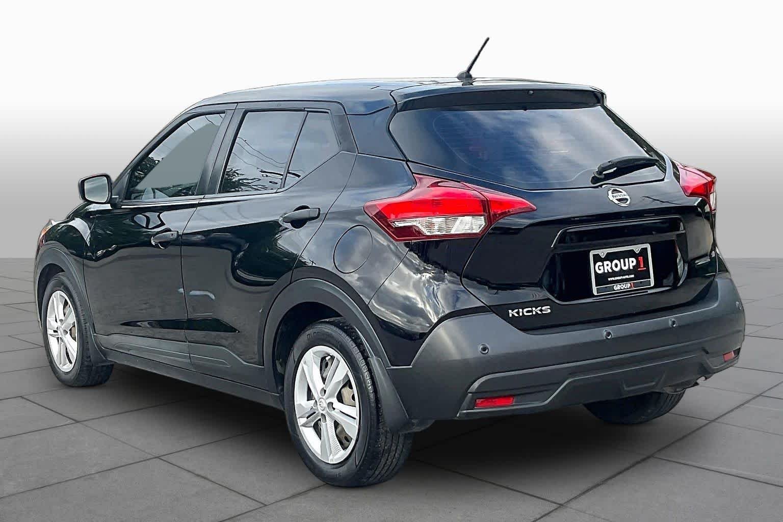 Used 2020 Super Black Nissan S image 12