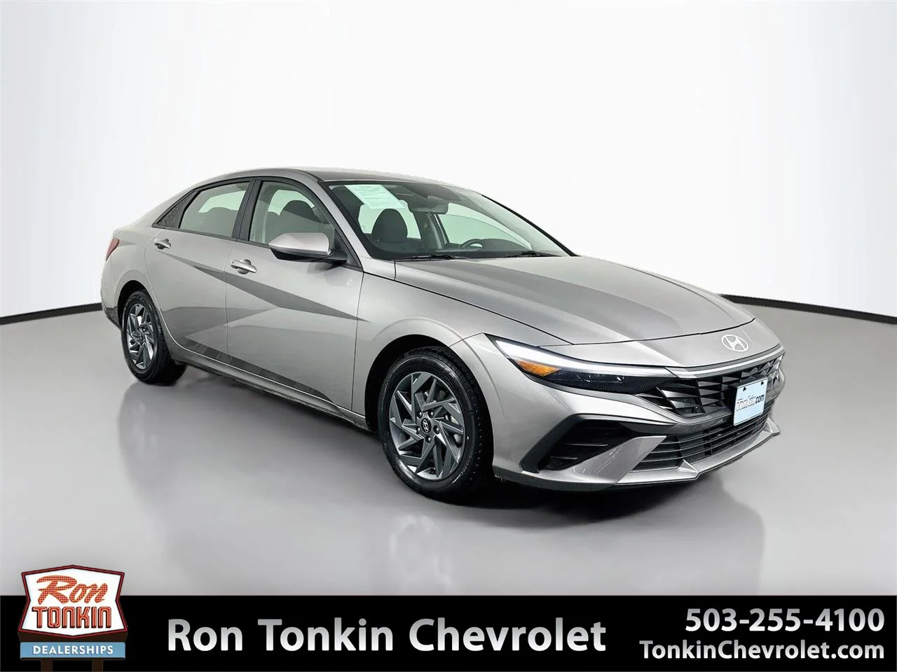Used 2024 Fluid Metal Hyundai SEL image 1
