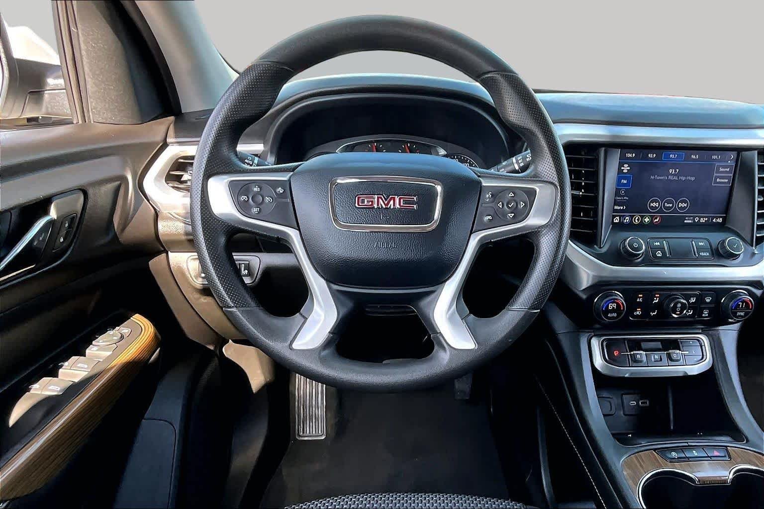 Used 2023 Summit White GMC SLE image 6