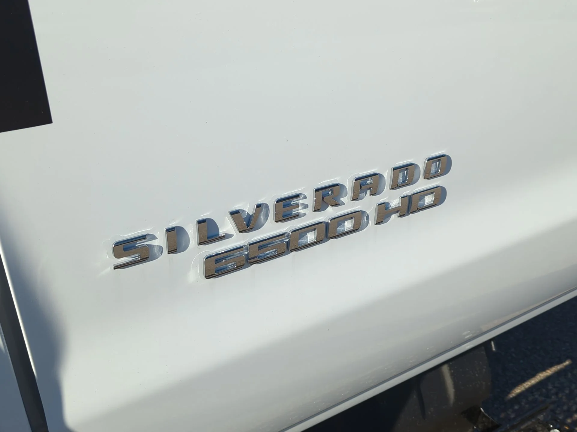 New 2023 Summit White Chevrolet Work Truck image 33