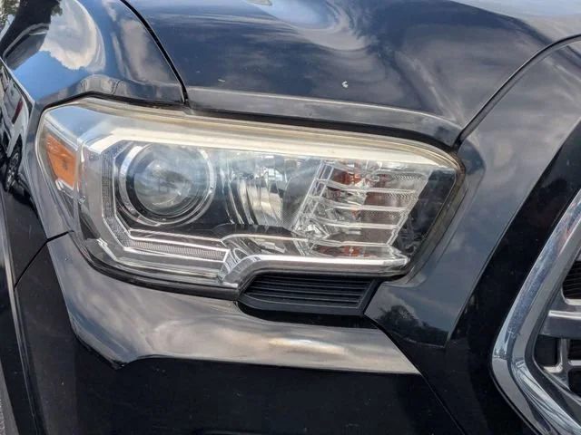 Used 2017 Black Toyota SR5 image 9