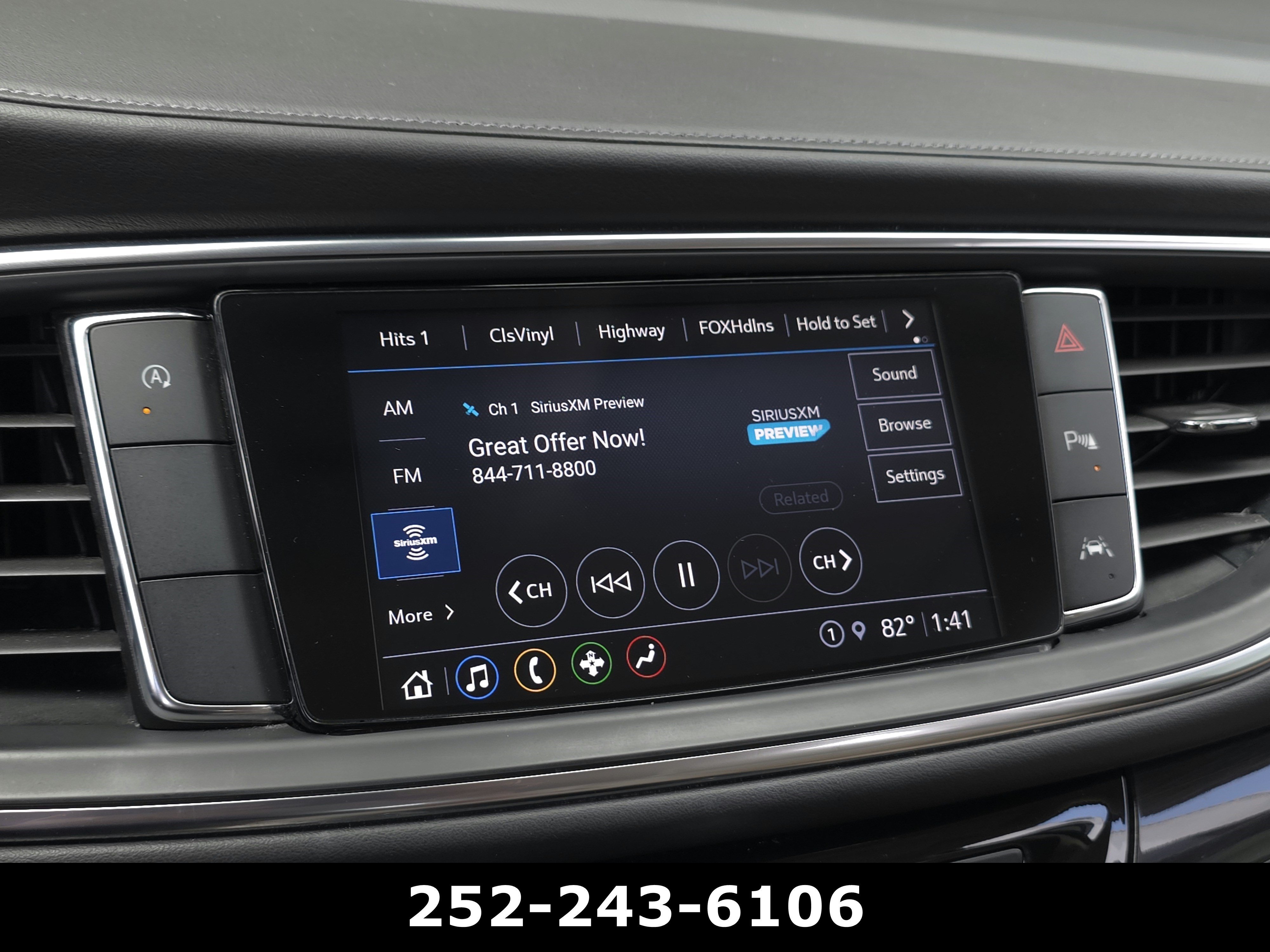 Used 2023 Summit White Buick Essence image 20
