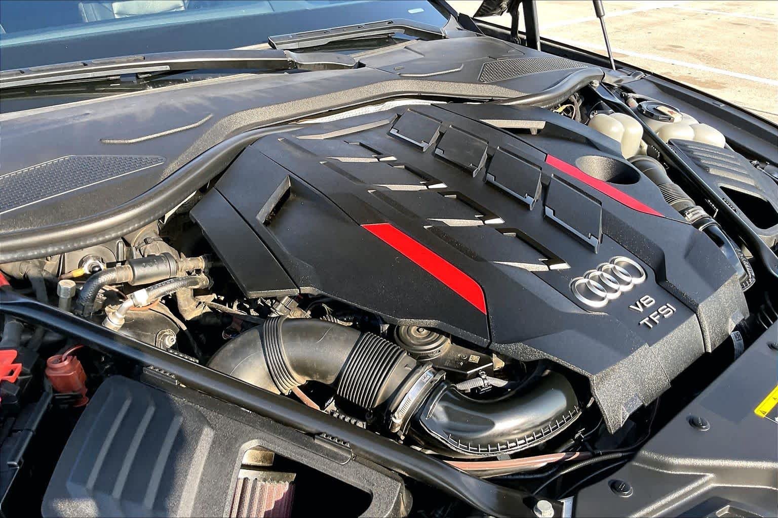 Used 2020 Brilliant Black Audi  image 33