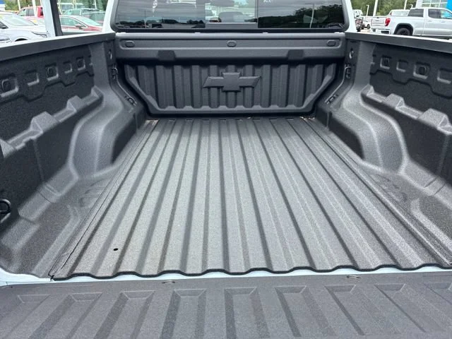 New 2026 Summit White Chevrolet Trail Boss image 27