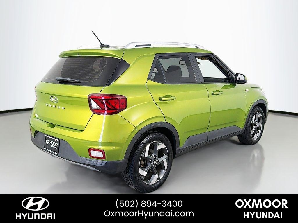 2023 Hyundai Venue SEL - Photo 7