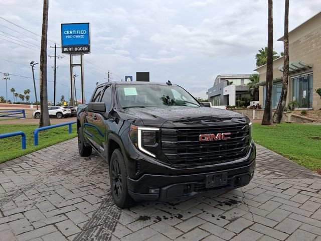 Used 2024 Onyx Black GMC Elevation image 1