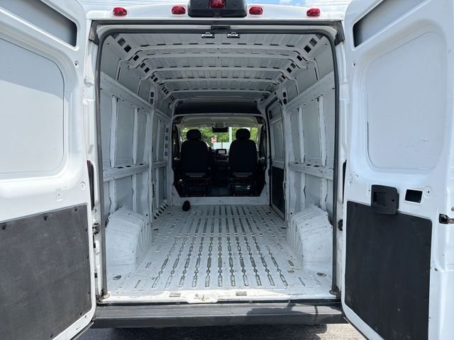 Used 2023 White Ram High Roof image 27