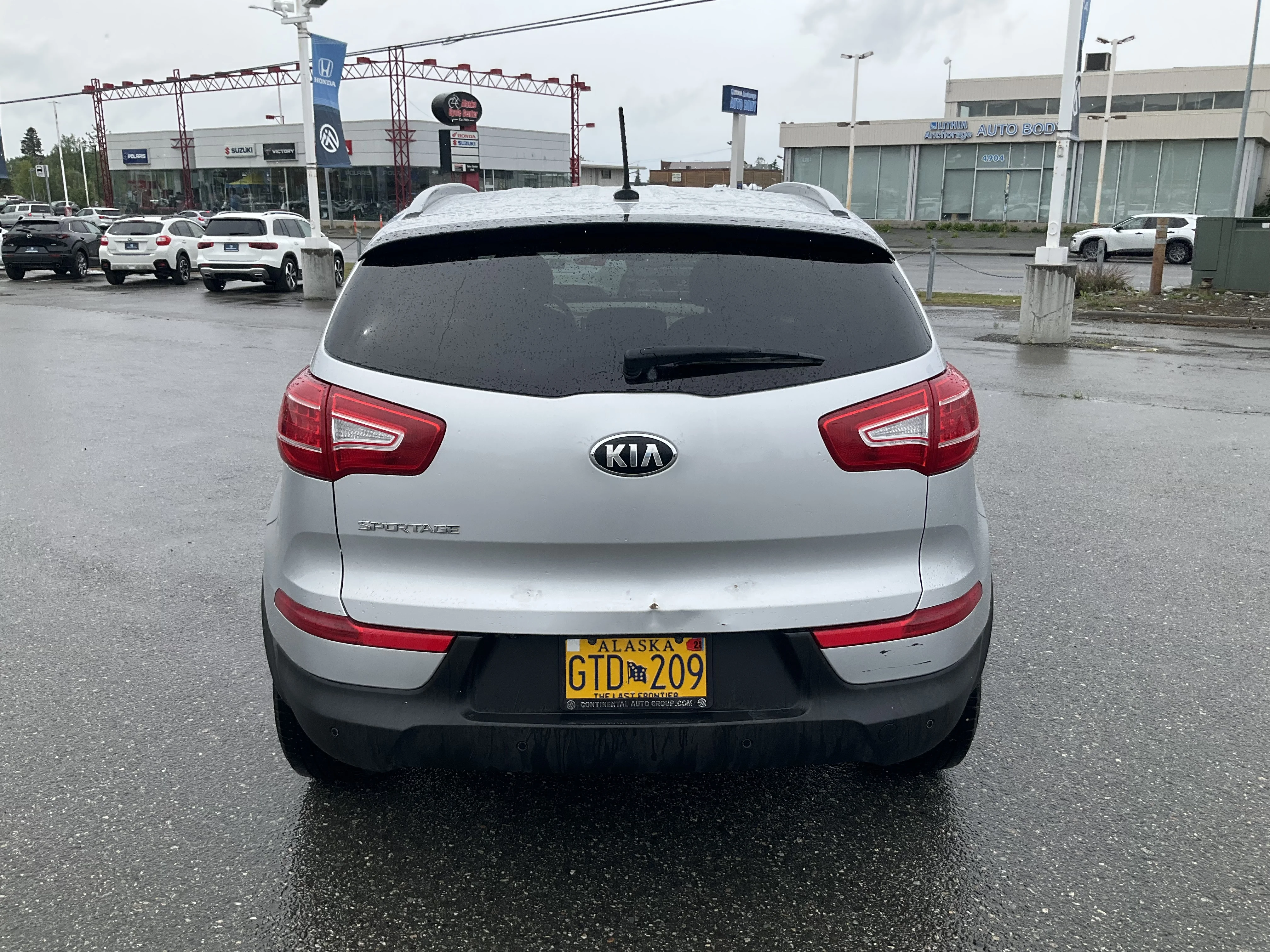 Used 2013 Silver Kia LX image 4