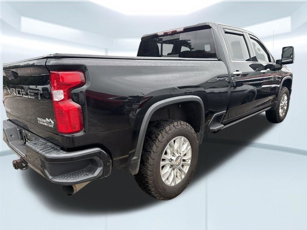 Used 2021 Black Chevrolet High Country image 5