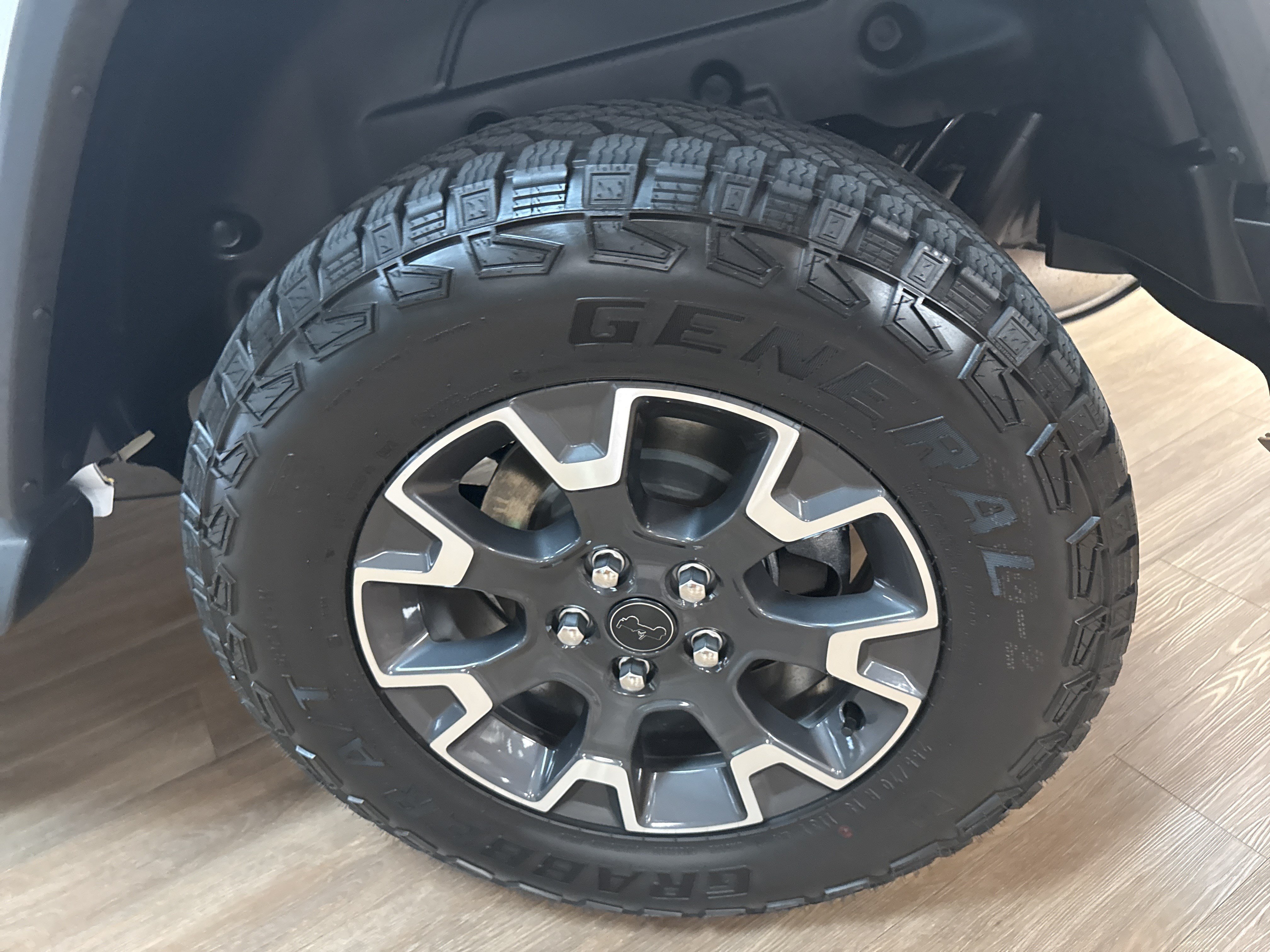 New 2026 Bright White Clearcoat Jeep Sahara image 24