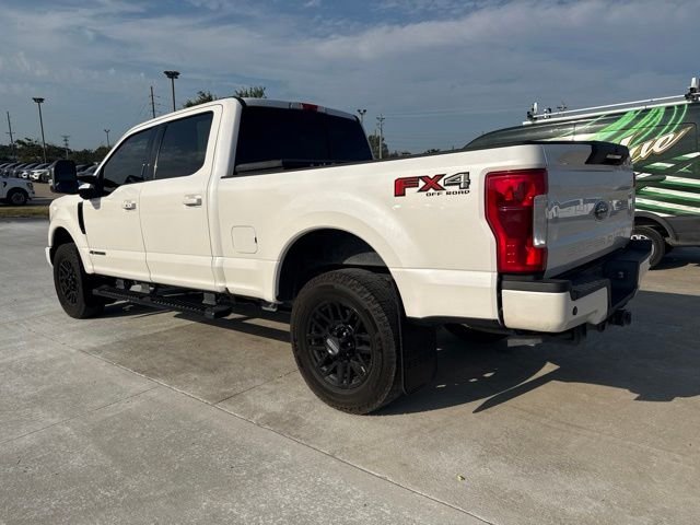 Used 2019  Ford Lariat image 3