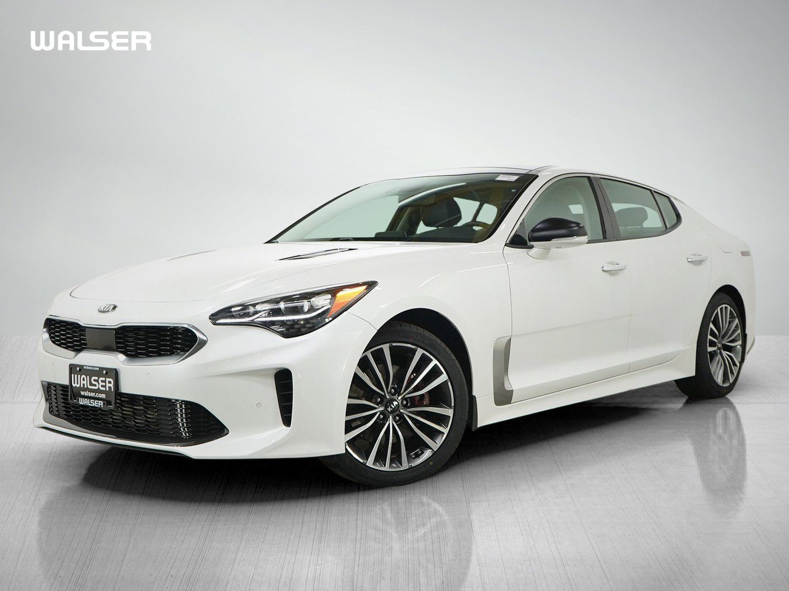 2018 Kia Stinger Premium AWD's photo