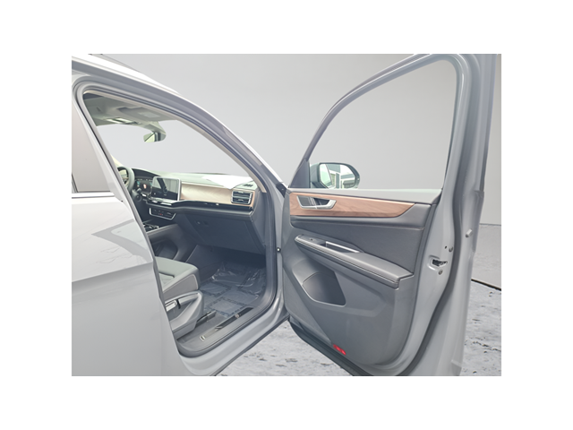 New 2026 Pure Gray Volkswagen 2.0T SE W/TECHNOLOGY image 13