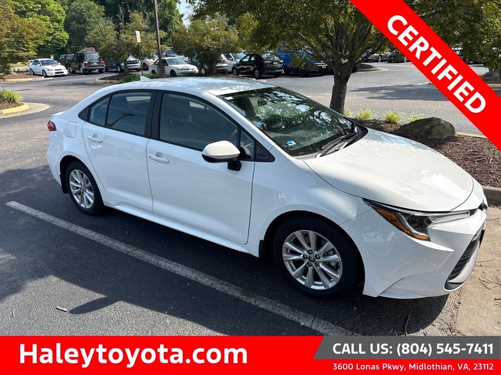 Certified Used 2025 White Toyota LE image 1