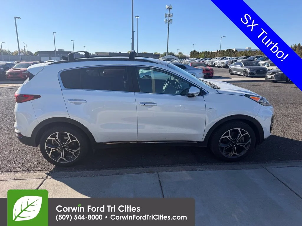 Used 2022 White Kia SX image 8
