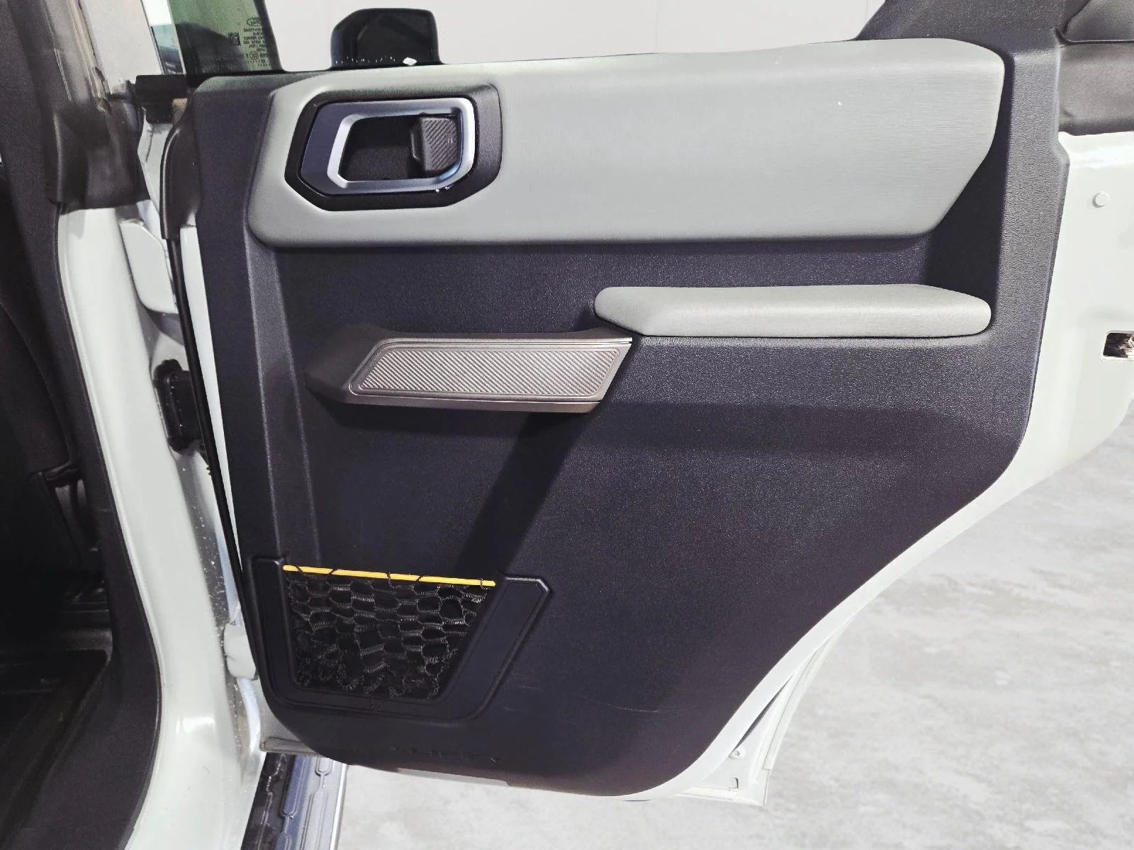 Used 2022 Cactus Gray Ford Badlands Advanced image 52