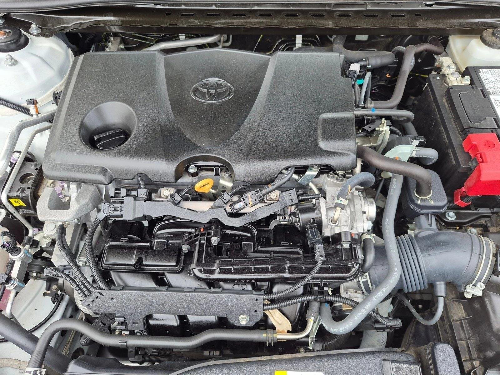 Used 2021 Super White Toyota LE image 22