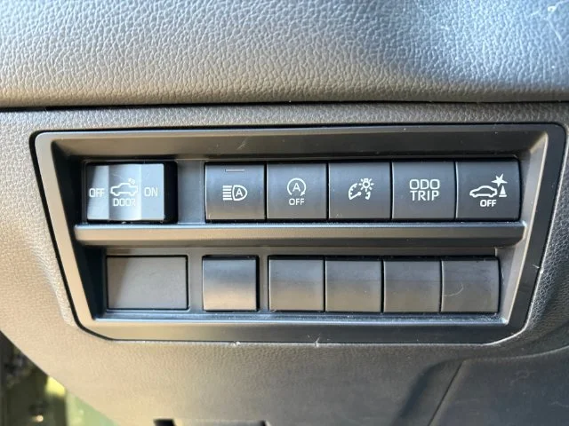 Used 2023 Green Toyota Limited image 29