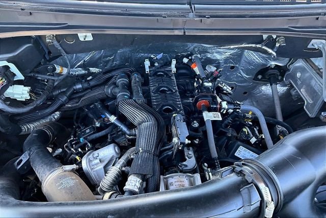 Used 2022  Ford Platinum image 35
