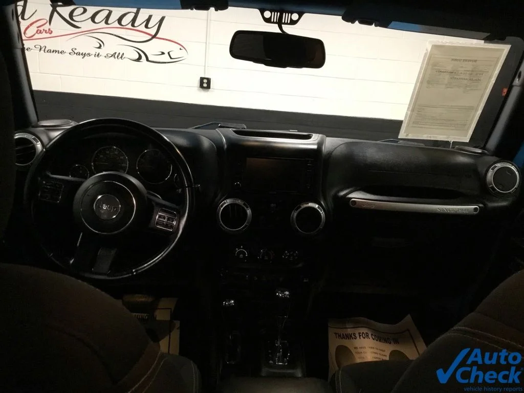 Used 2018 Blue Jeep Unlimited Sahara image 28