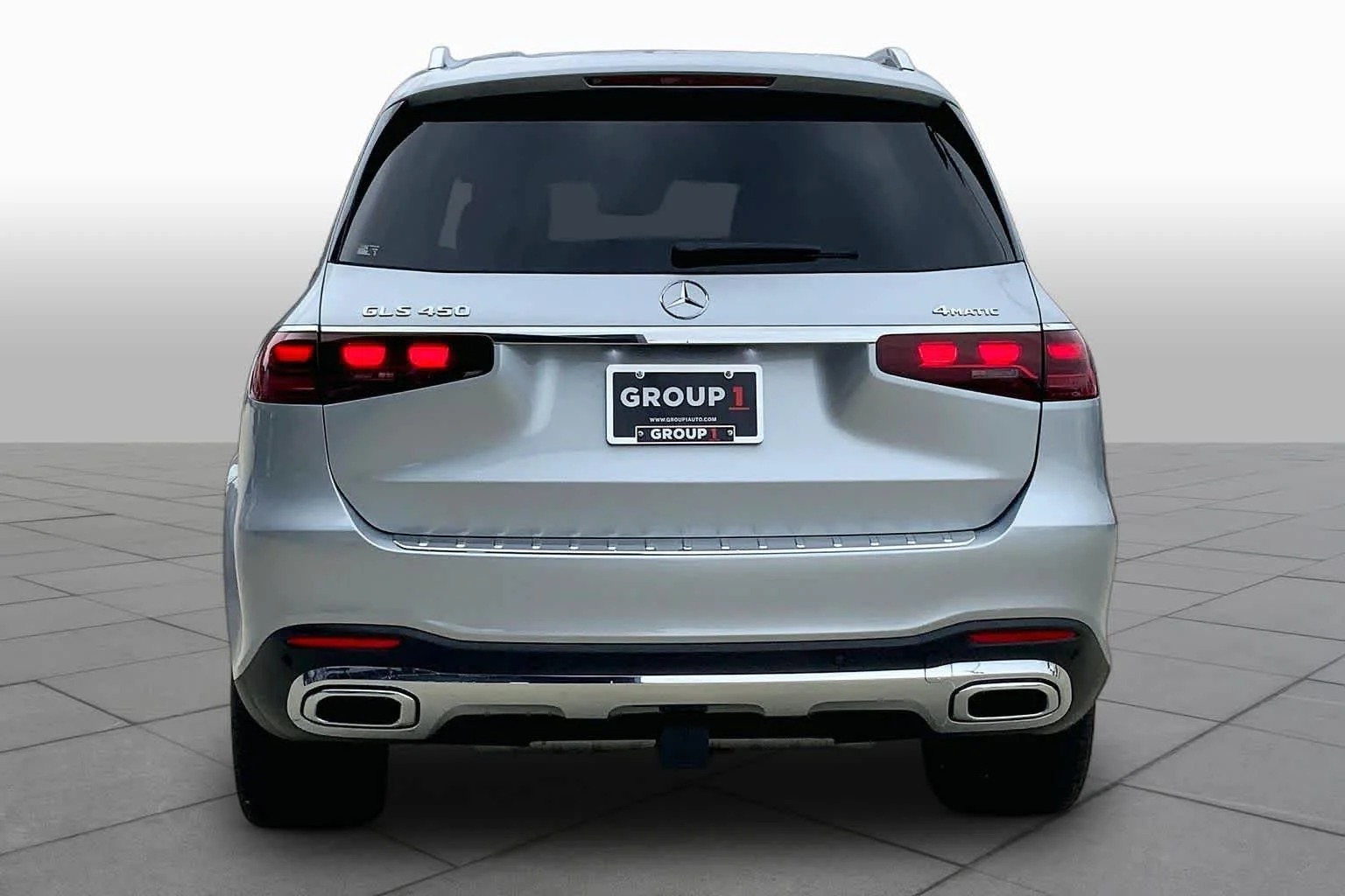 New 2025 Cirrus Silver Metallic Mercedes-Benz GLS 450 image 4
